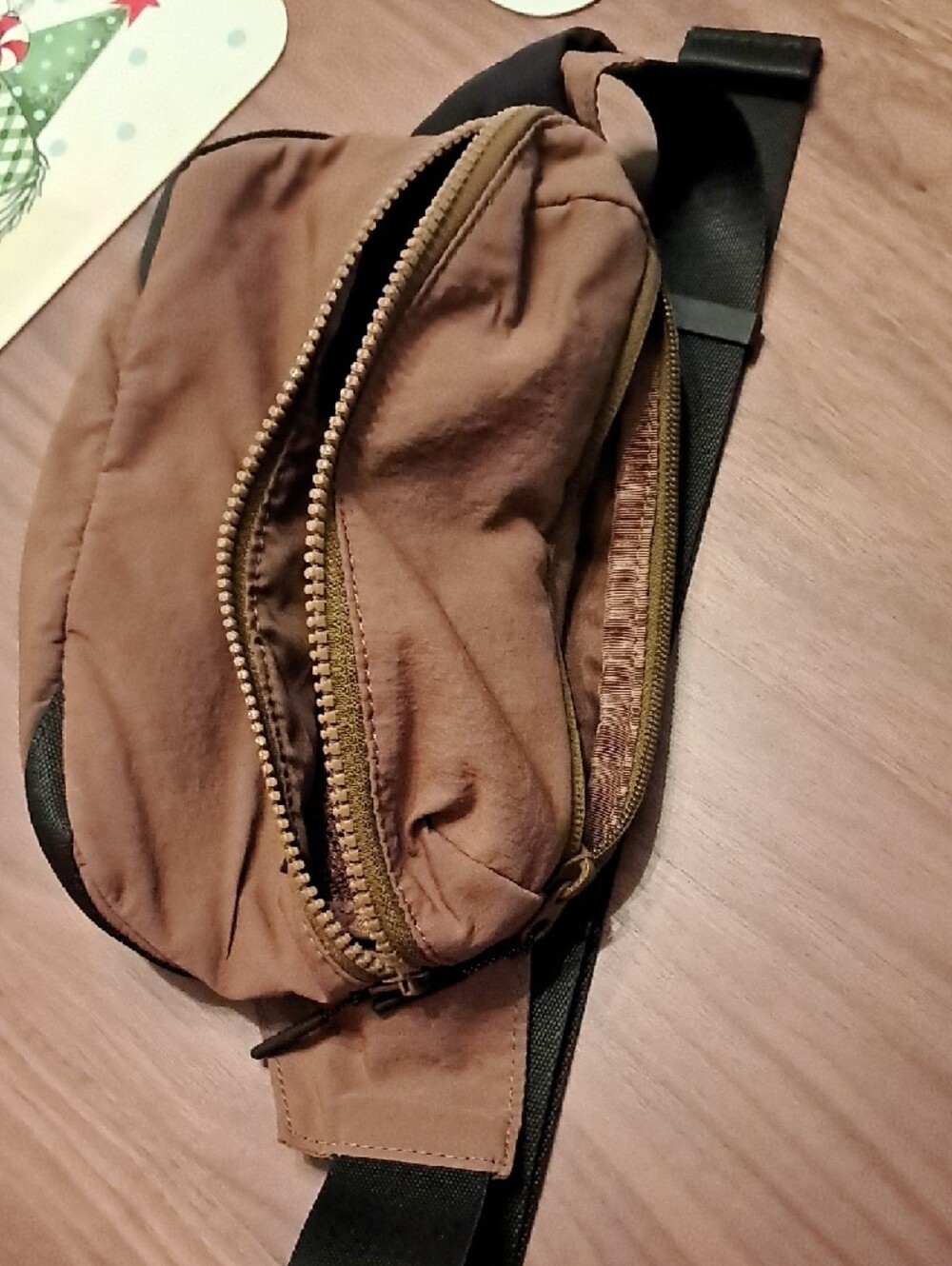 lululemon athletica Brown Belt Bag with Black Strap - Picture 8 of 8
